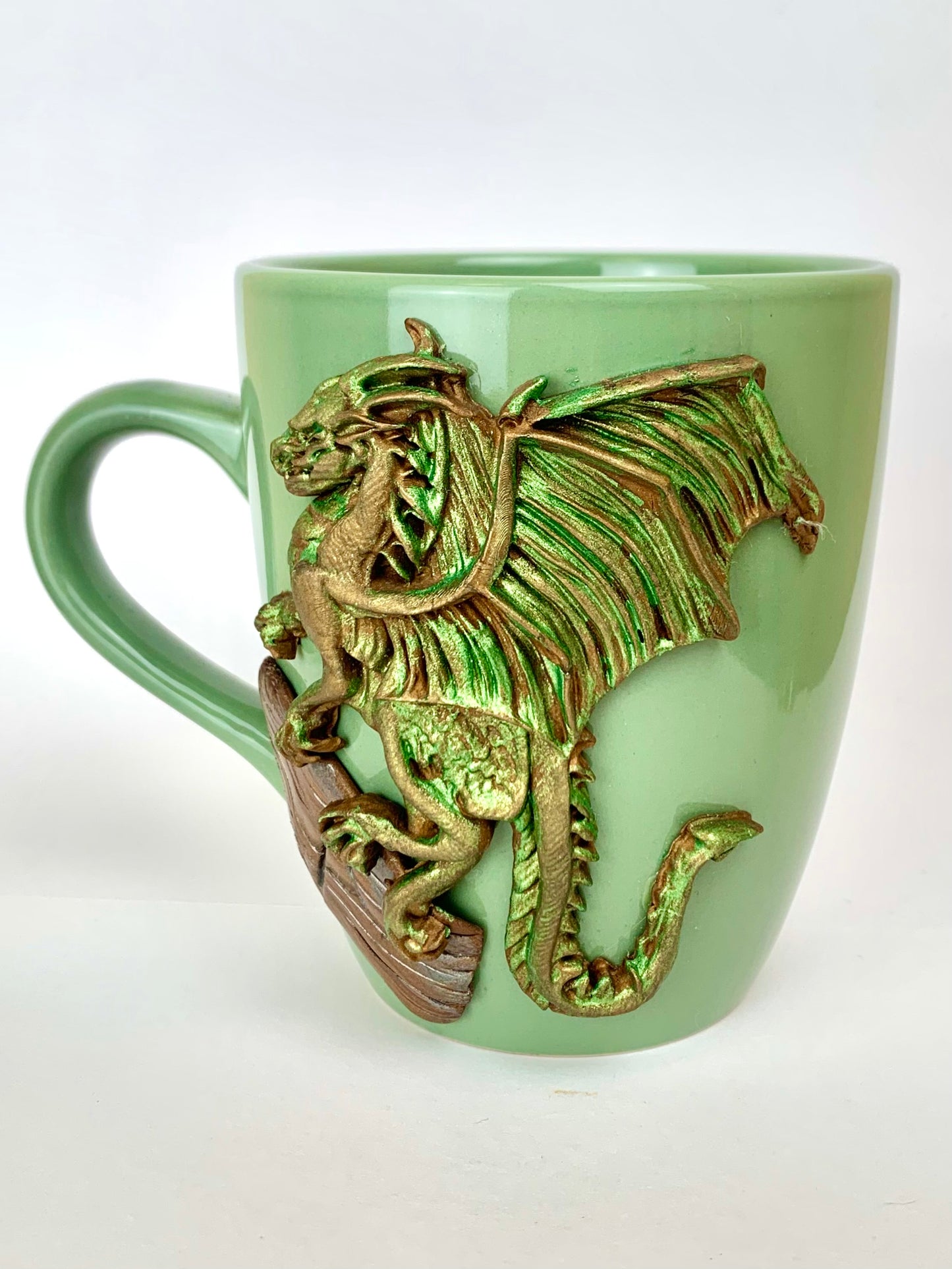 Mug Dragon des forêts et sa rune viking EIHWAZ