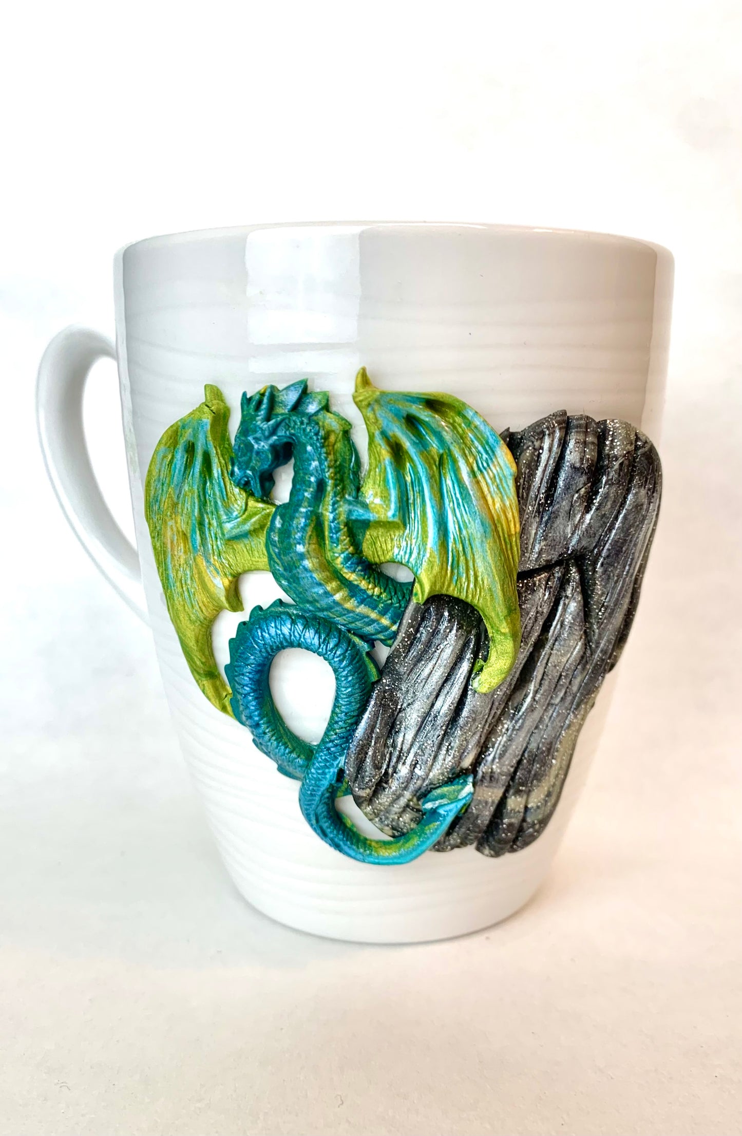 Mug dragon vert bleu et rune viking TIWAZ