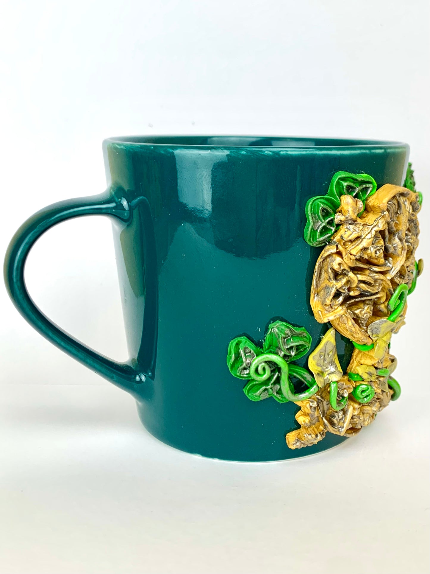 Mug croix celtique et tréfles