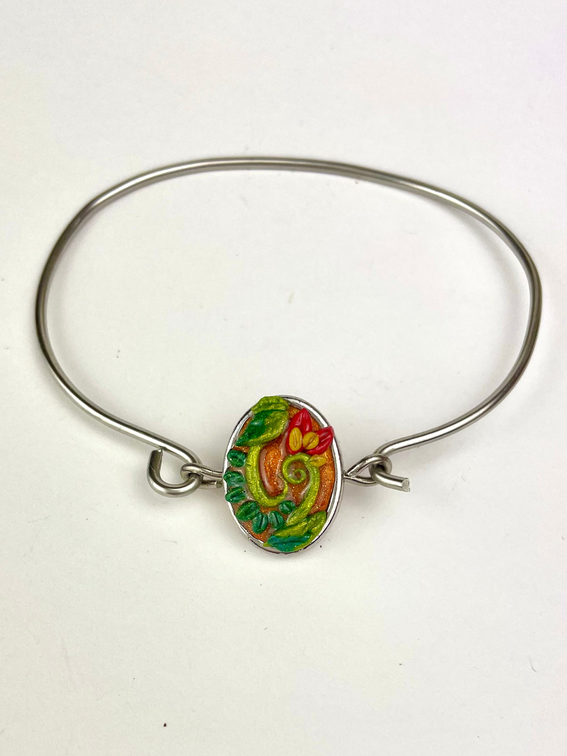 Bracelet Fleur de Paradis en argent et pâte polymère modelée à la main – bijou artisanal